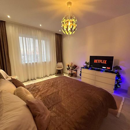 Cherry Apartment Букурещ Екстериор снимка